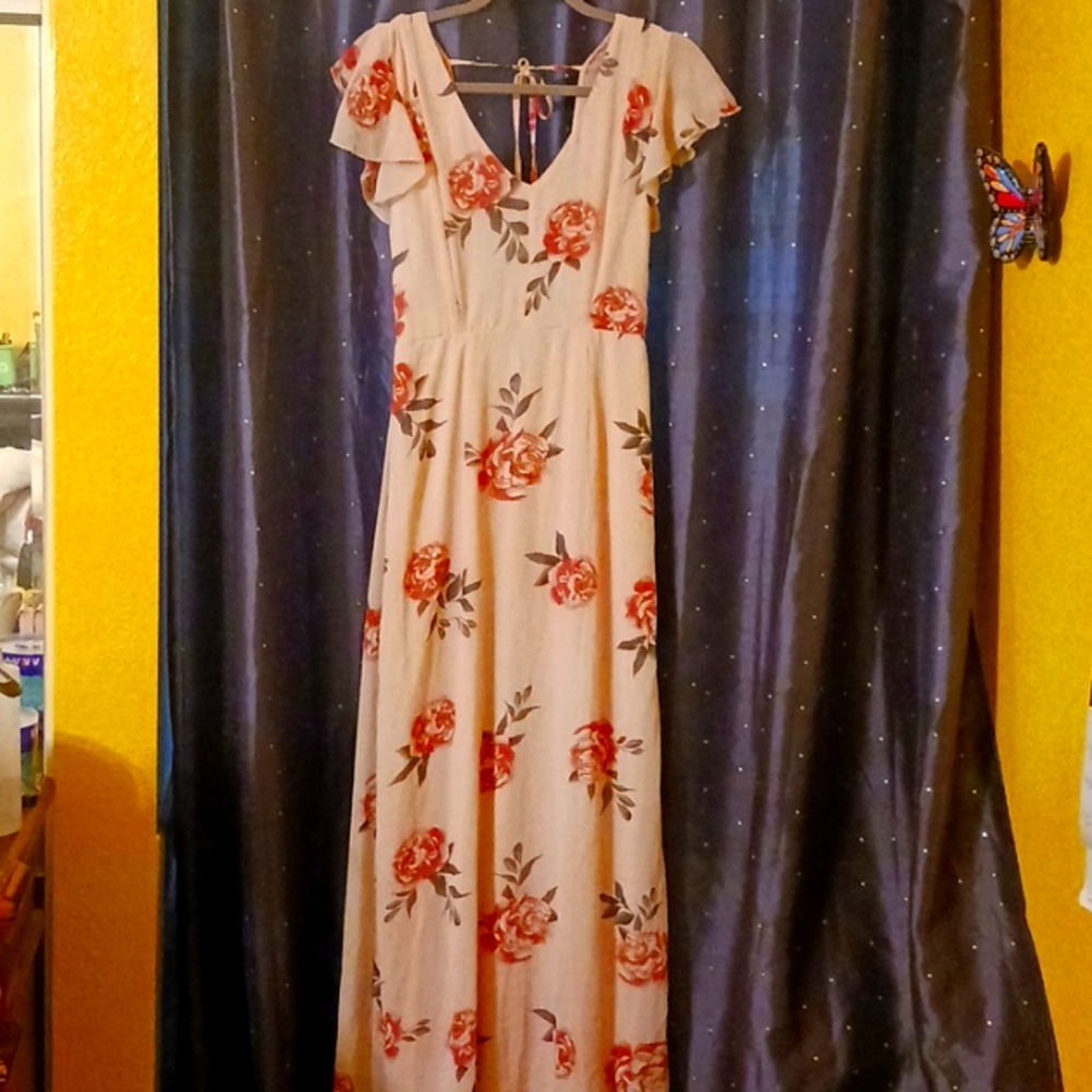 Womens lovely maxi dress